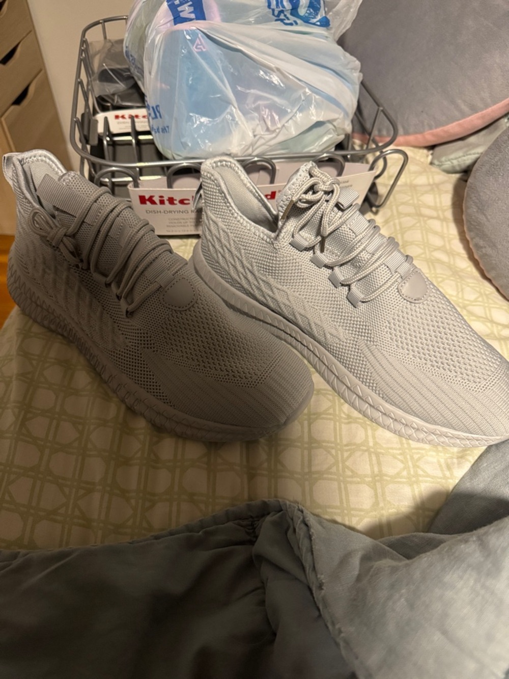 Lightweight Knit Running Sneakers - Gray